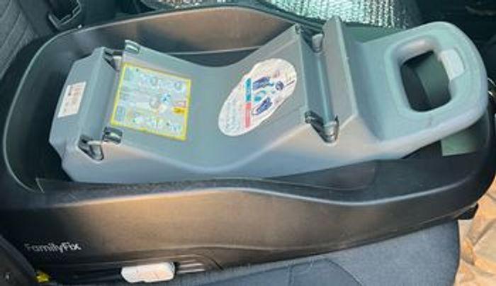 Siège auto bébé + base isofix - photo numéro 9