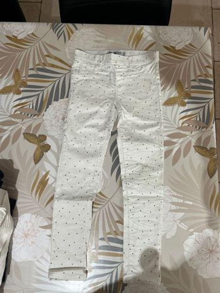 Pantalon blanc étoilée