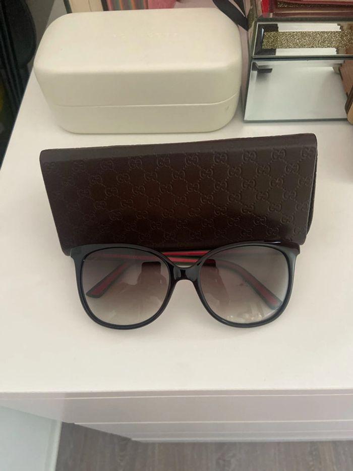 Lunette Gucci soleil - photo numéro 1