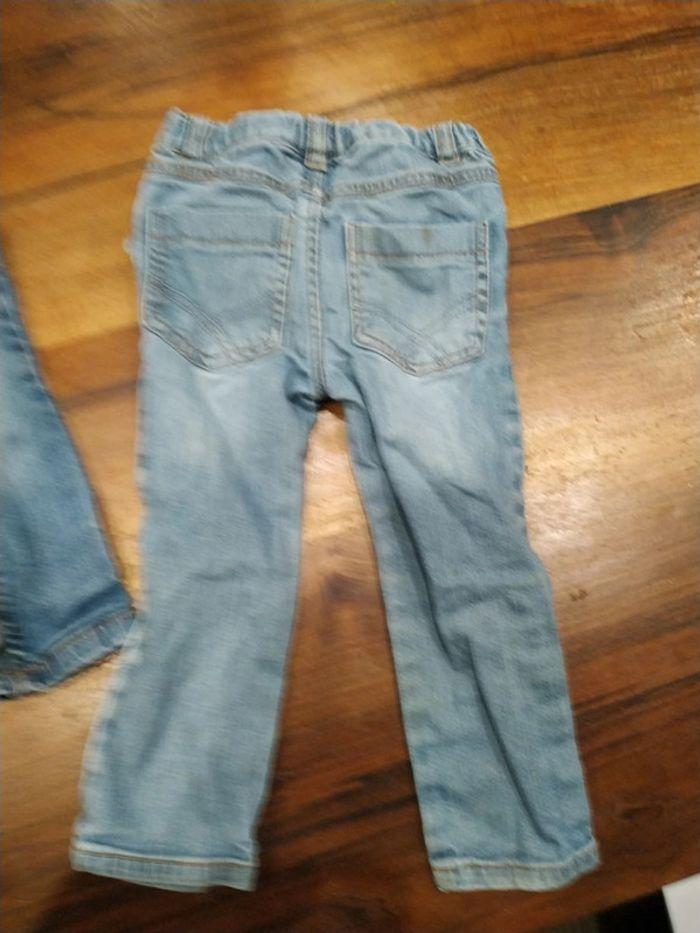 Lot 2 jeans 18 mois / 2 ans - photo numéro 9