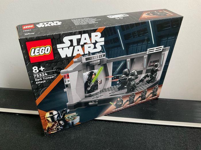 LEGO Star Wars 75324 L’Attaque des Dark Troopers Neuf - photo numéro 1