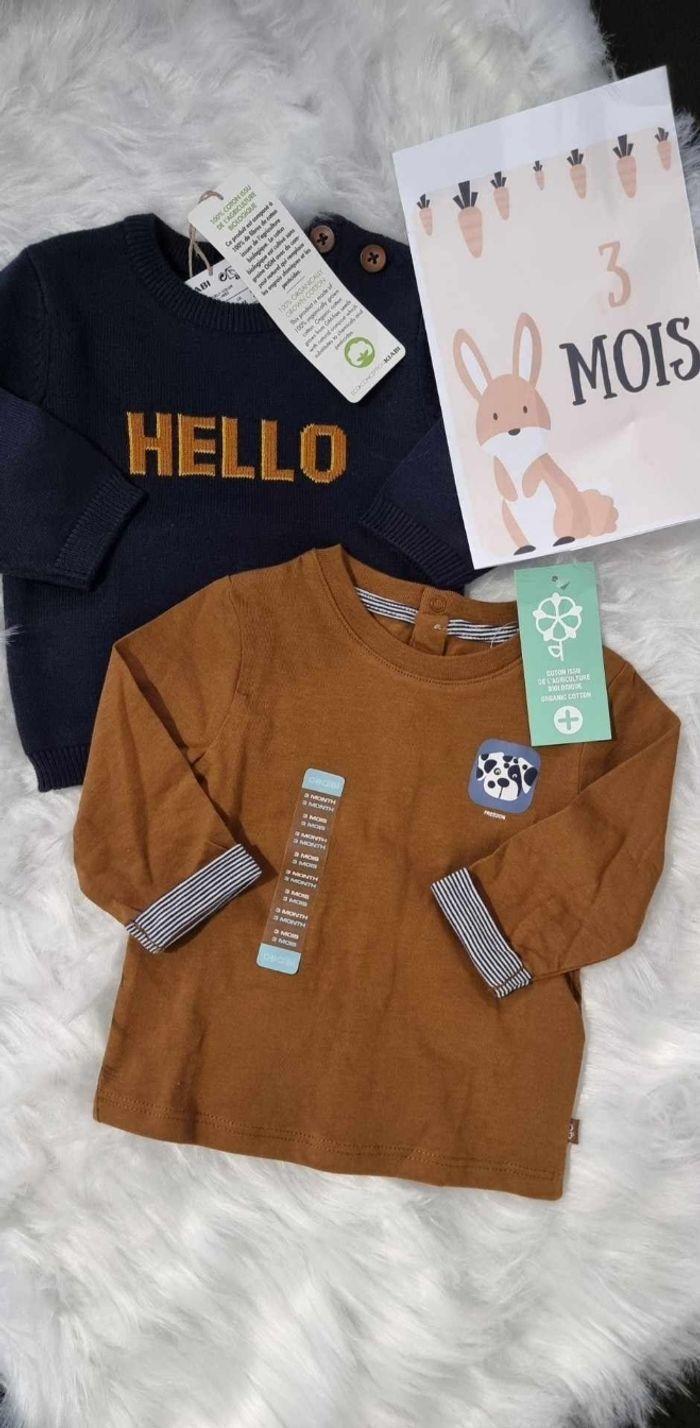 NEUFS ! (Non portés) 💙😍🤩 Superbe  ensemble pull et teeshirt 3 MOIS  garçon 💙😍🤩 - photo numéro 1