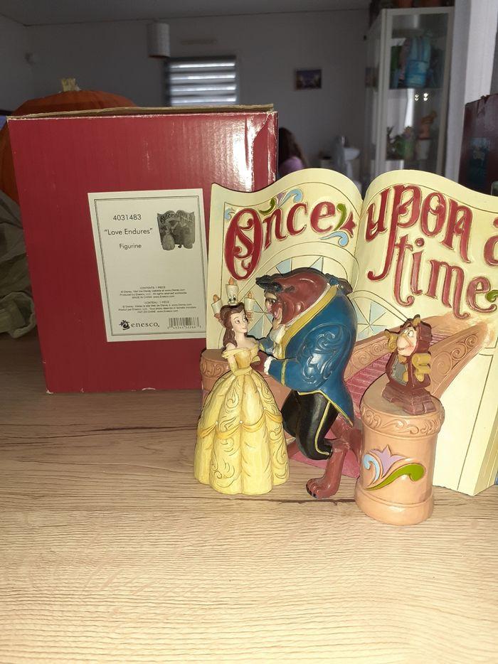 Figurine jim shore once upon a time belle et la bête