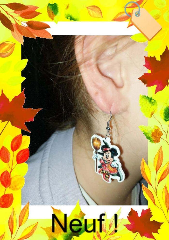 Paire de boucles d'oreilles 
Minnie
Halloween 
Sorcière 
Disney - photo numéro 1