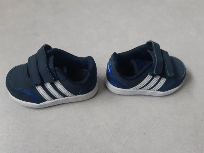 Adidas bleue et blanche P.19 - photo numéro 5