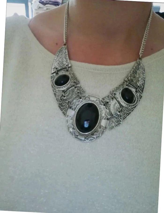 Collier fantaisie - photo numéro 1