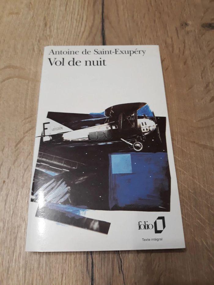 Livre Vol de nuit de Antoine de Saint-Exupéry - photo numéro 1