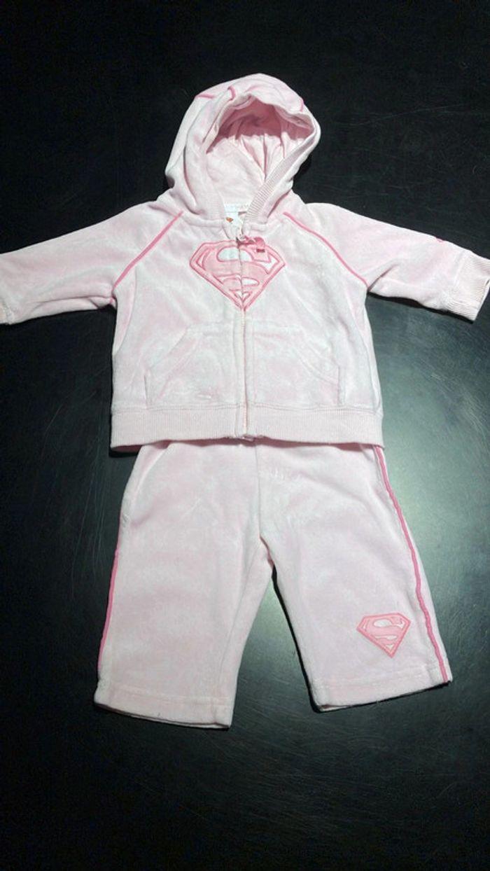 Ensemble jogging rose Superwoman 62 cm - photo numéro 1