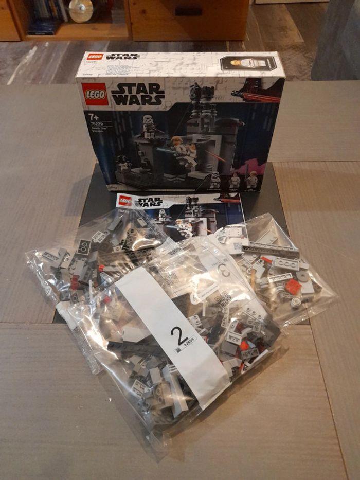 Lot lego star wars + 1 DC Comics super heroes ( sans figurines ) - photo numéro 2