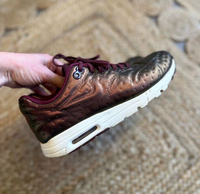 Baskets taille 37,5 femme Nike Air Max 1 Ultra Premium Metallic Bordeaux - photo numéro 1