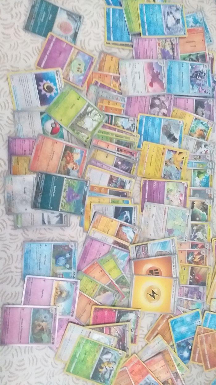 Lots de 196 cartes Pokémon français  sans doubles - photo numéro 3