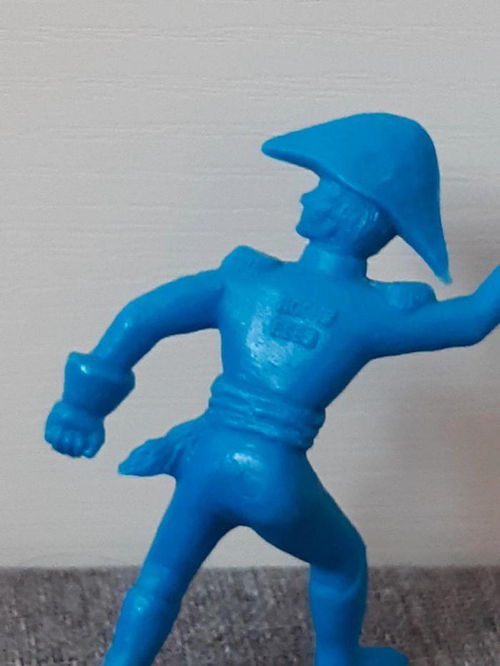 Figurine / soldat plastique bleu La roche aux fées - photo numéro 6