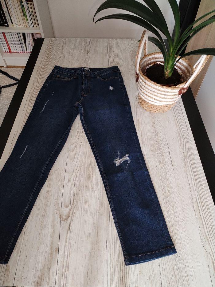 Jeans slim a trous, Kiabi, taille 34 - photo numéro 2