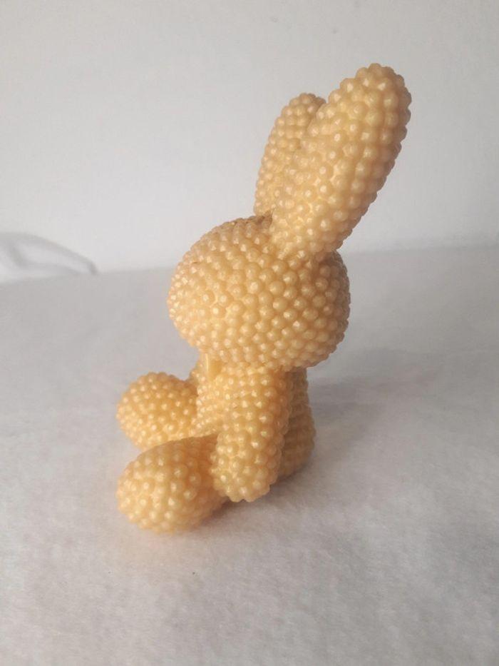 Figurine à poser lapin 3d en perles de résine dorée - photo numéro 7