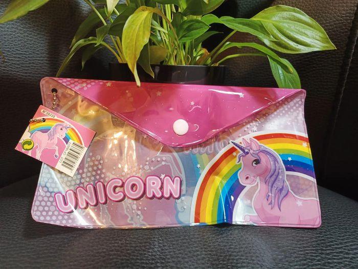 Pochette licorne possible en lot - photo numéro 1