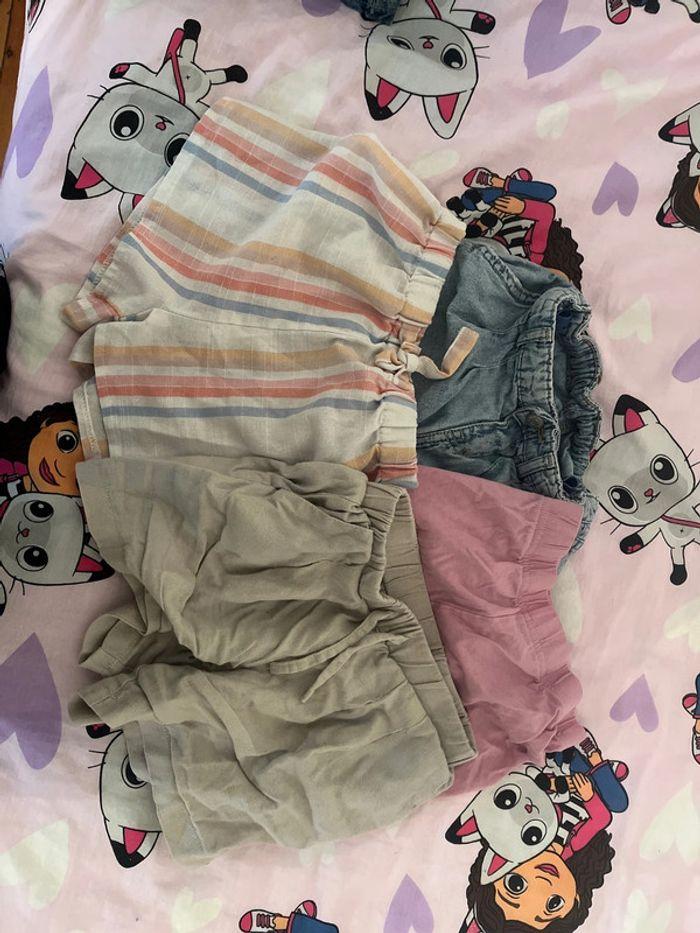 Lot 3 shorts Primark 3-4 ans - photo numéro 1