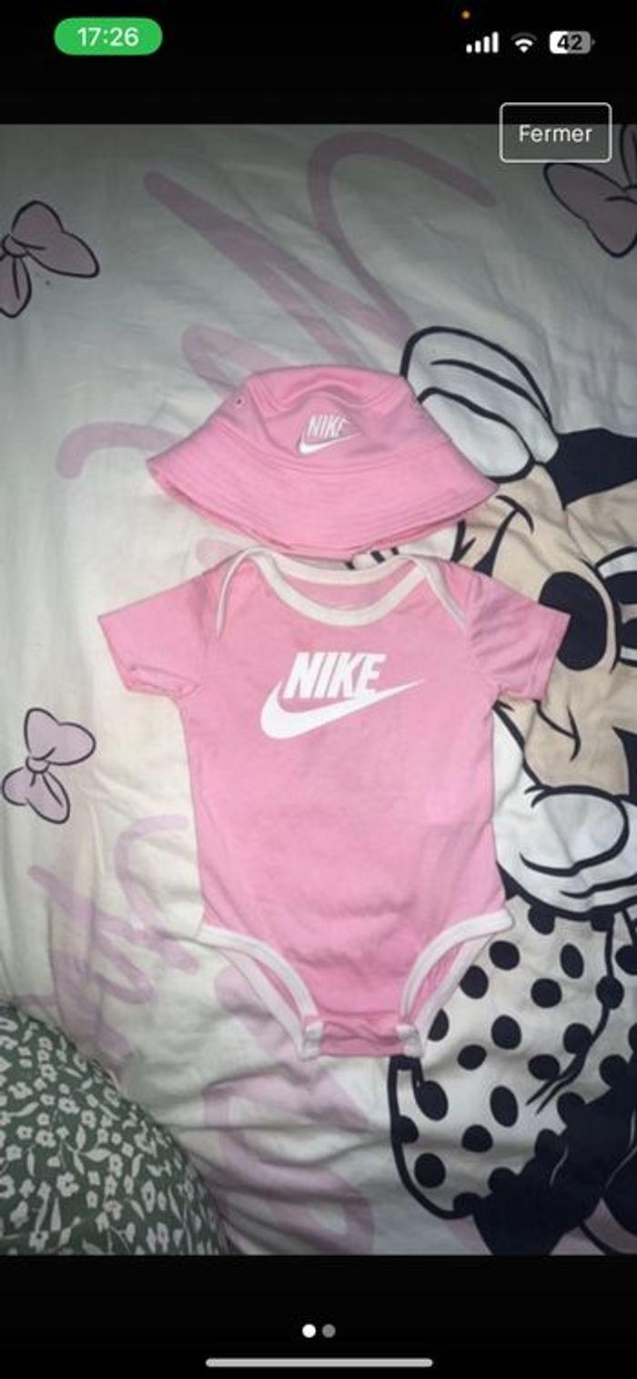 Enssemble nike bébé - photo numéro 2