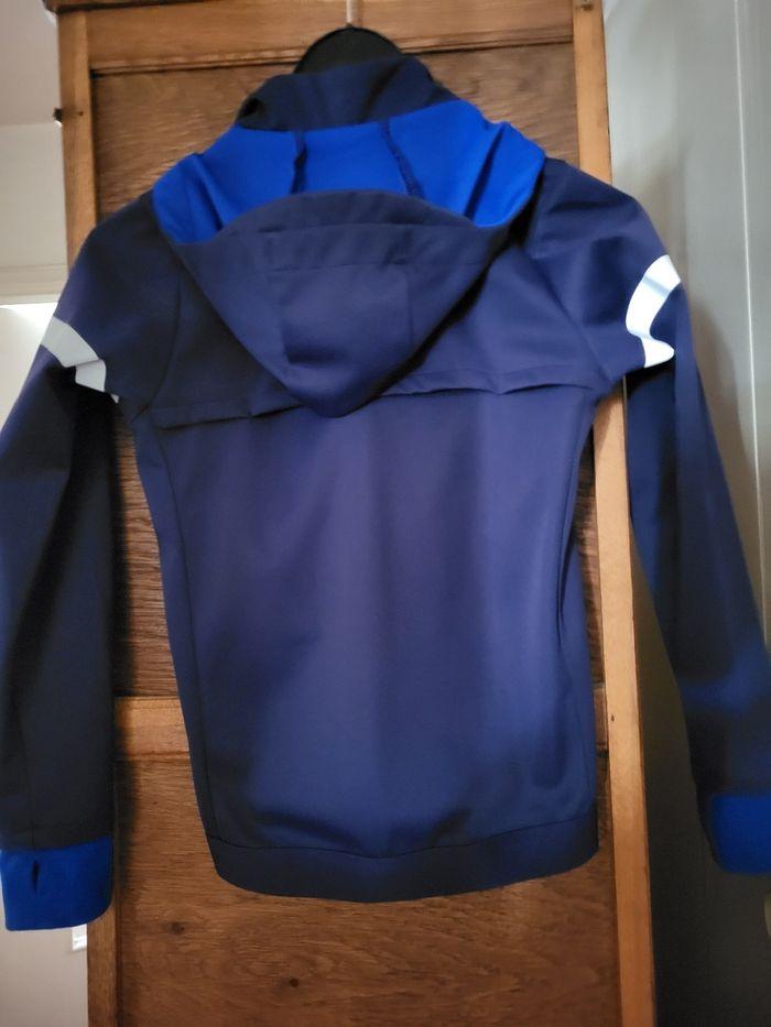 Veste sport 8 ans kalenji a capuche - photo numéro 2