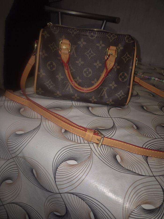 Sac LV  speedy - photo numéro 2