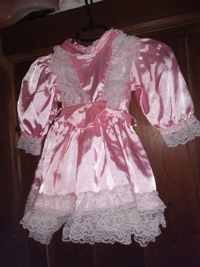 Robe en satin 2 ans - photo numéro 1