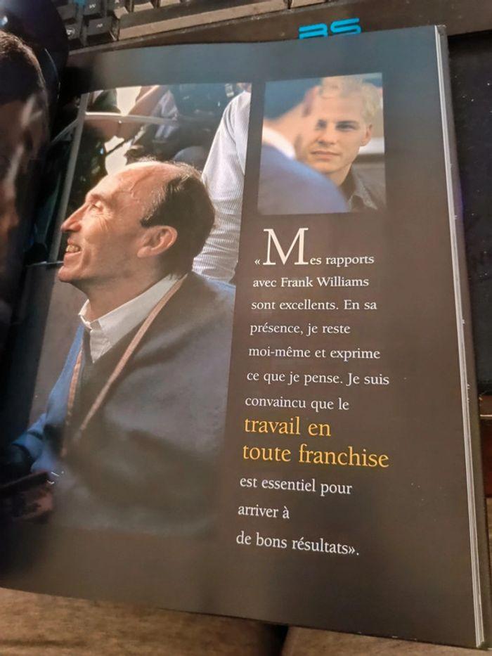 livre “Jacques Villeneuve - Portrait d’un champion” par Cédric Daetwyler - photo numéro 2