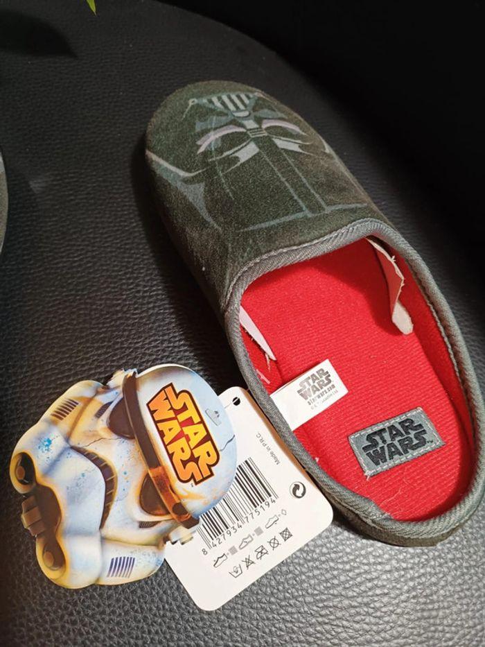 Star Wars chaussons pantoufles neufs - photo numéro 1