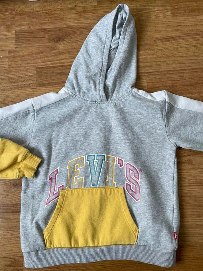 Sweat Levi's Taille 8 ans - photo numéro 1