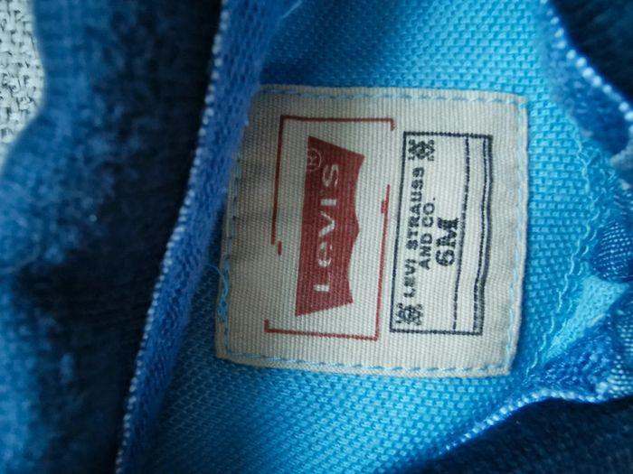 Ensemble Levi's salopette en jeans et polo 6 mois - photo numéro 3