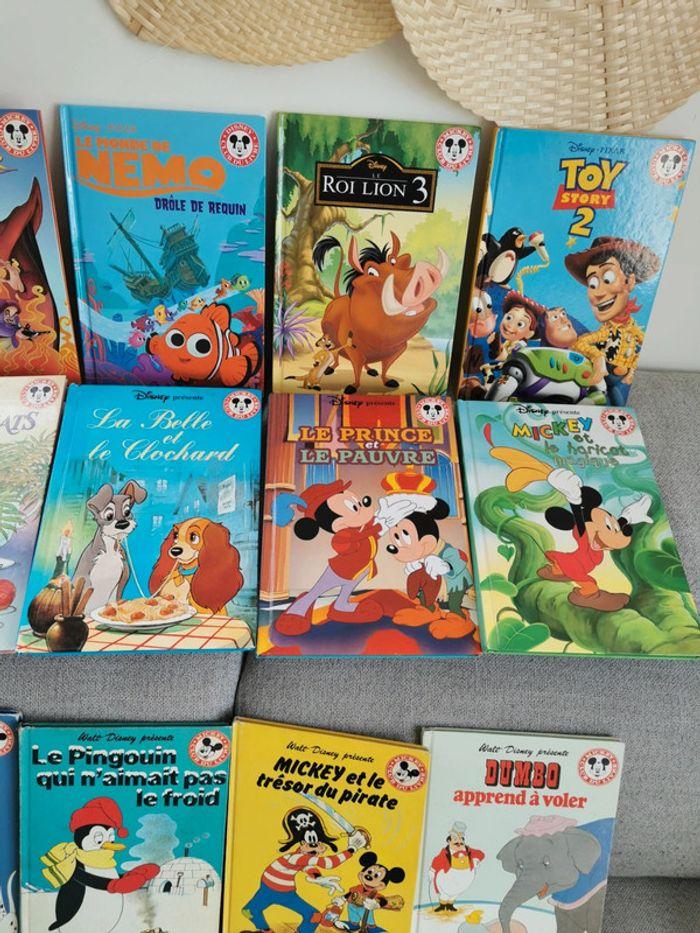 Gros lot n°1 de 25 livres Disney collection club mickey vintage - photo numéro 4