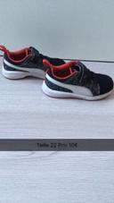 Chaussure Puma taille 22