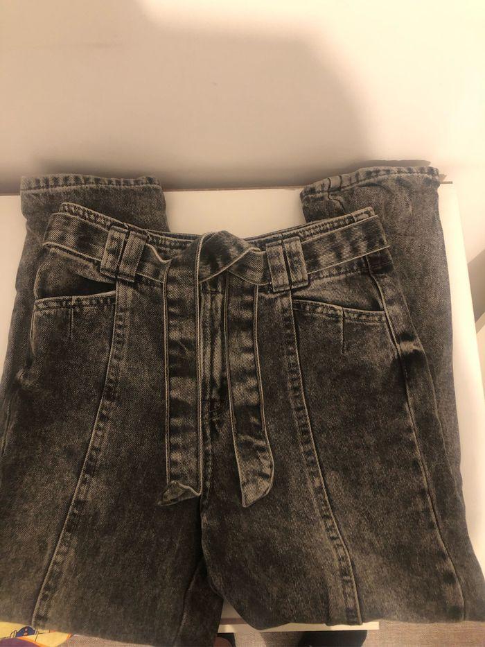 Jeans t9ans neuf - photo numéro 2