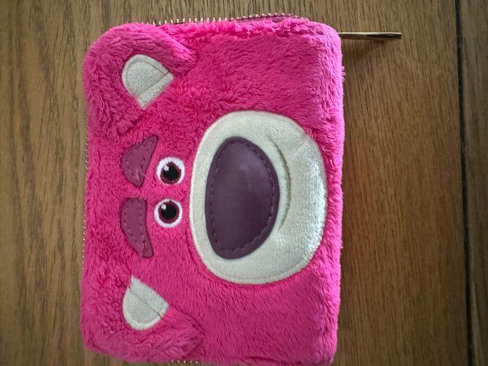 Portefeuille Loungefly Lotso - photo numéro 1