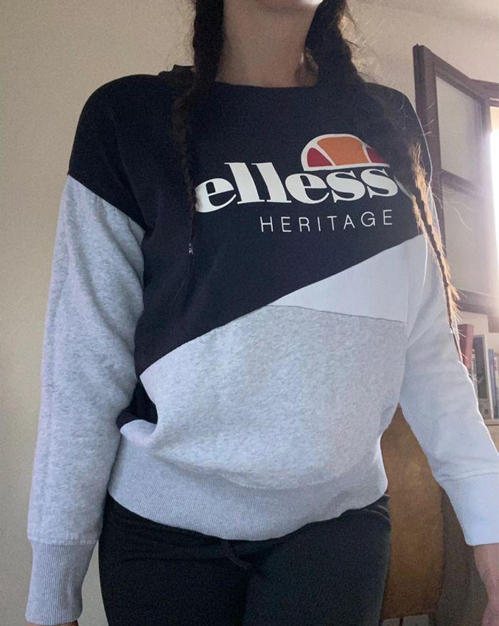 Sweat Ellesse - photo numéro 1