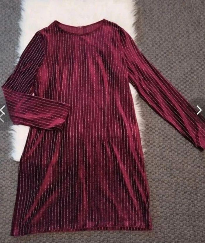 Robe en velours bordeaux a rayures argentées femme taille 38/40 , M/ L 🖤 - photo numéro 18