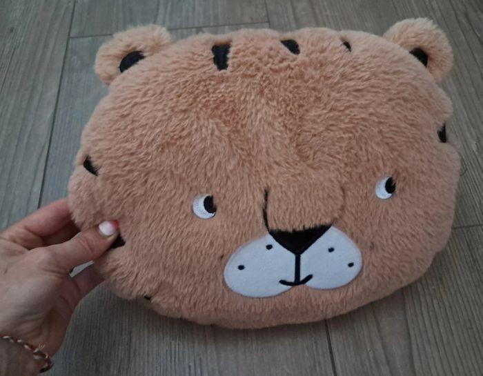 Coussin peluche