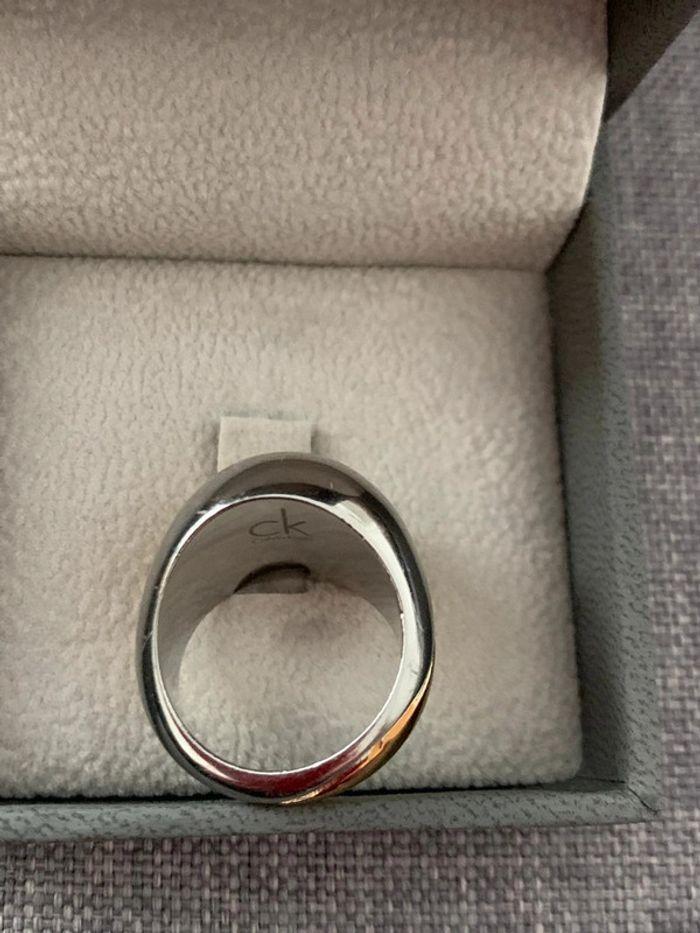 Bague calvin Klein taille 55 parfaite état - photo numéro 3