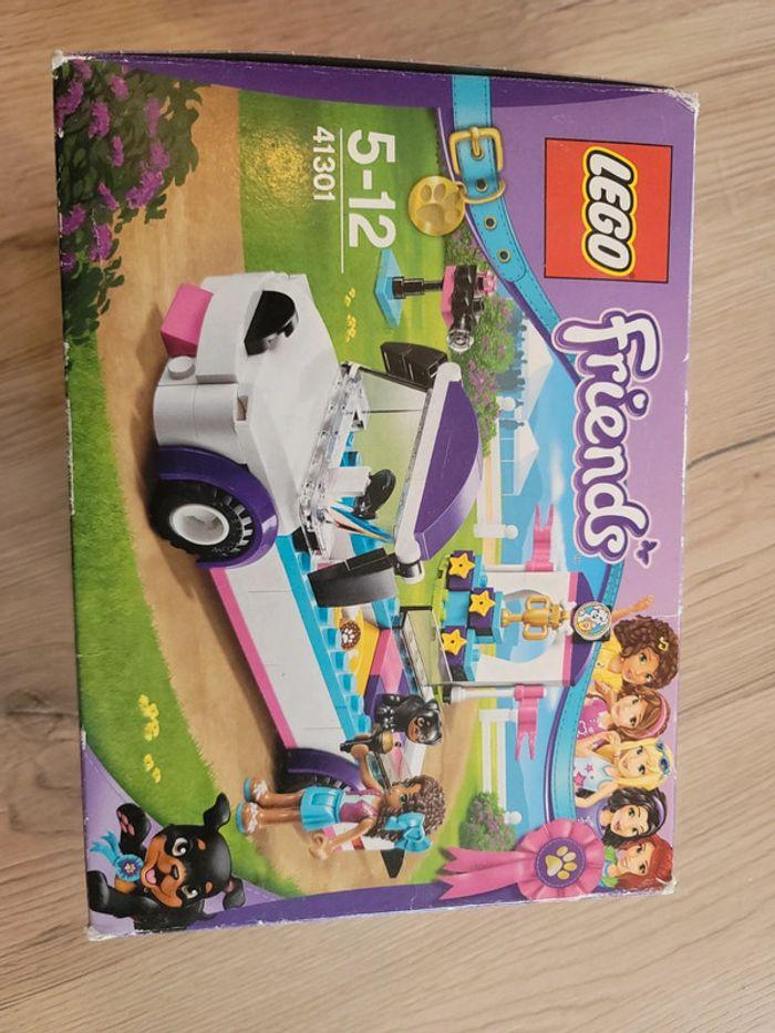 Lego friends 41301 le défilé des chiots - photo numéro 1