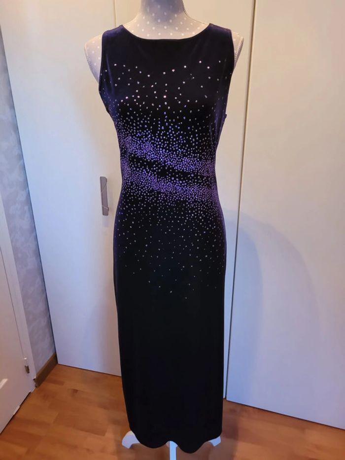 Robe velours violette strass casi neuve - photo numéro 1