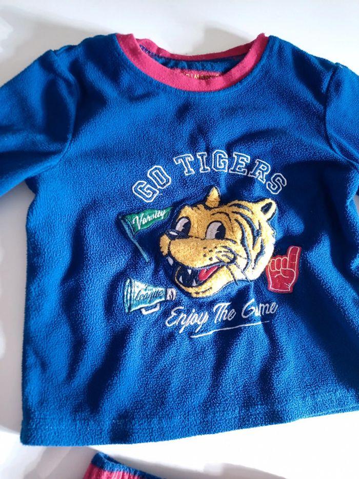 Pyjama hiver tigre rouge bleu Primark 1,5/2ans tbe - photo numéro 3