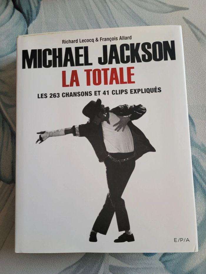 Michael Jackson La Totale - photo numéro 1