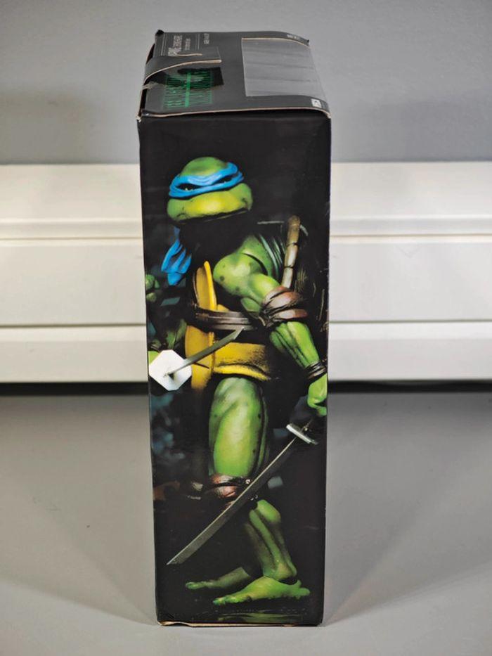 Figurine Teenage Mutant Ninja Turtles : Leonardo 15cm neuve avec boîte - photo numéro 4