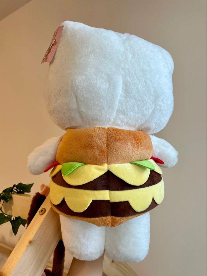 Peluche Hello Kitty déguisement Hamburger 🍔 - photo numéro 13