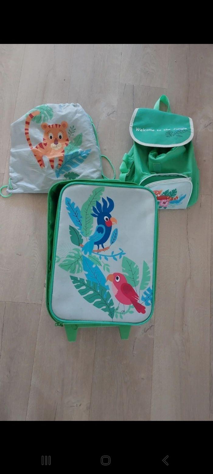 Lot bagage enfant