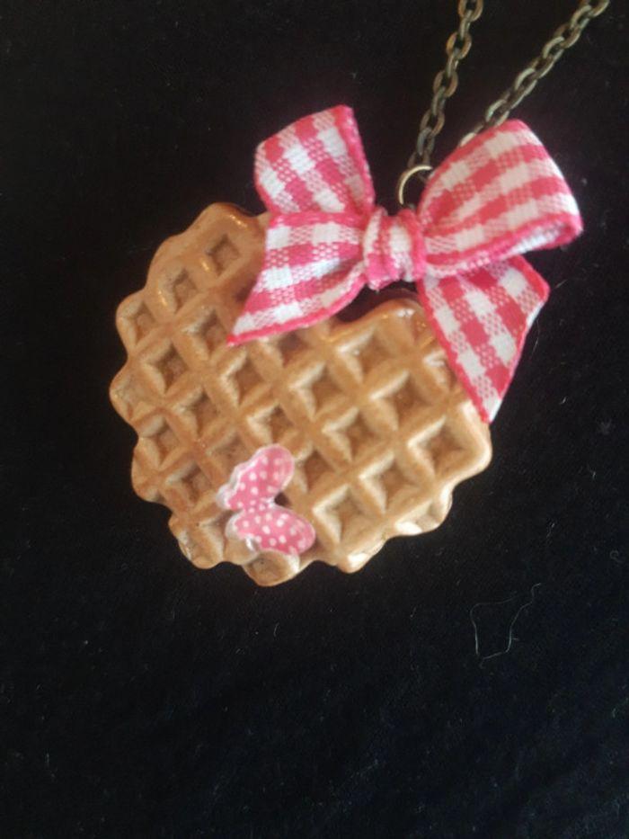 collier long doré gaufre biscuit coeur miniature - photo numéro 7