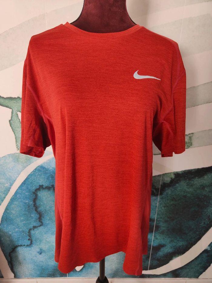 T shirt Nike - photo numéro 1