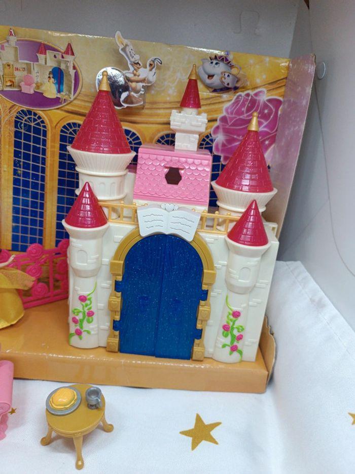 Château castle mini princesse Disney beauty beast belle la bête Polly pocket fashion royal boutique - photo numéro 3