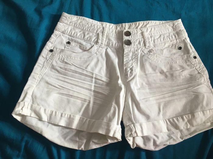 short blanc en coton - photo numéro 1