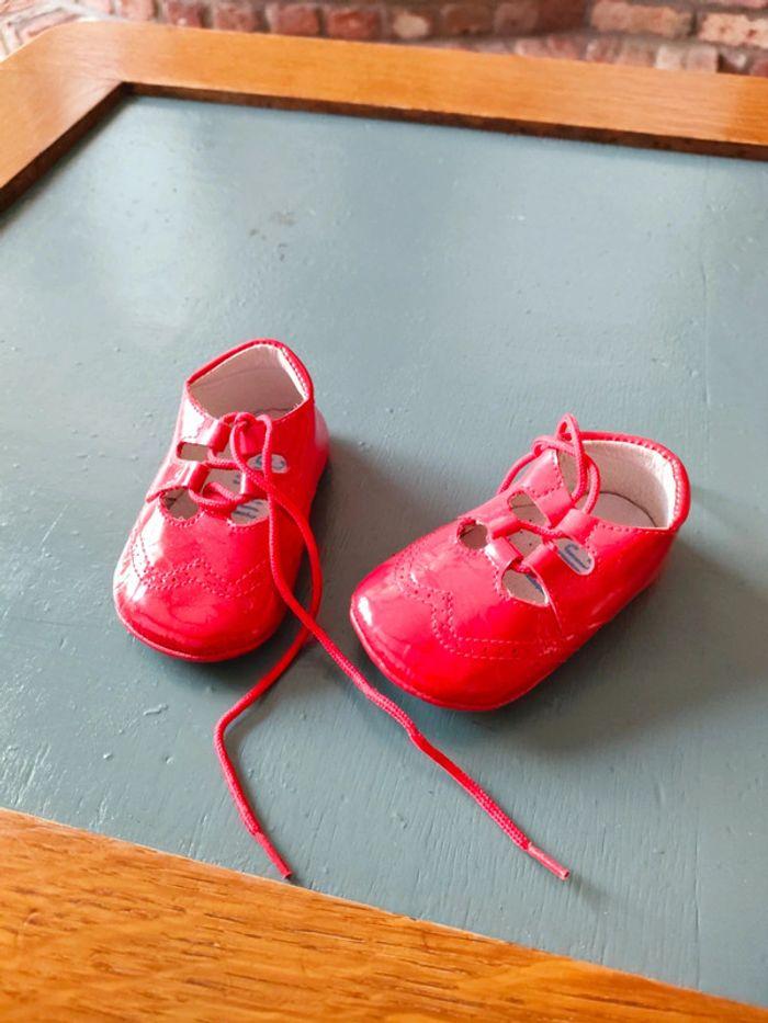 Chaussures rouges fille - photo numéro 1