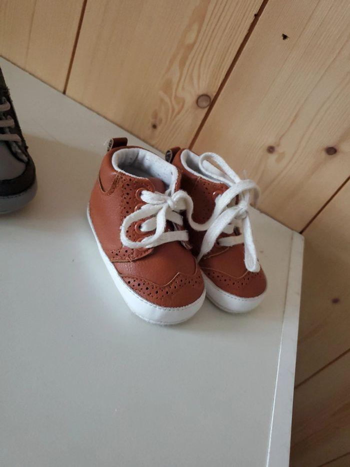 Lot chaussures bébé - photo numéro 3