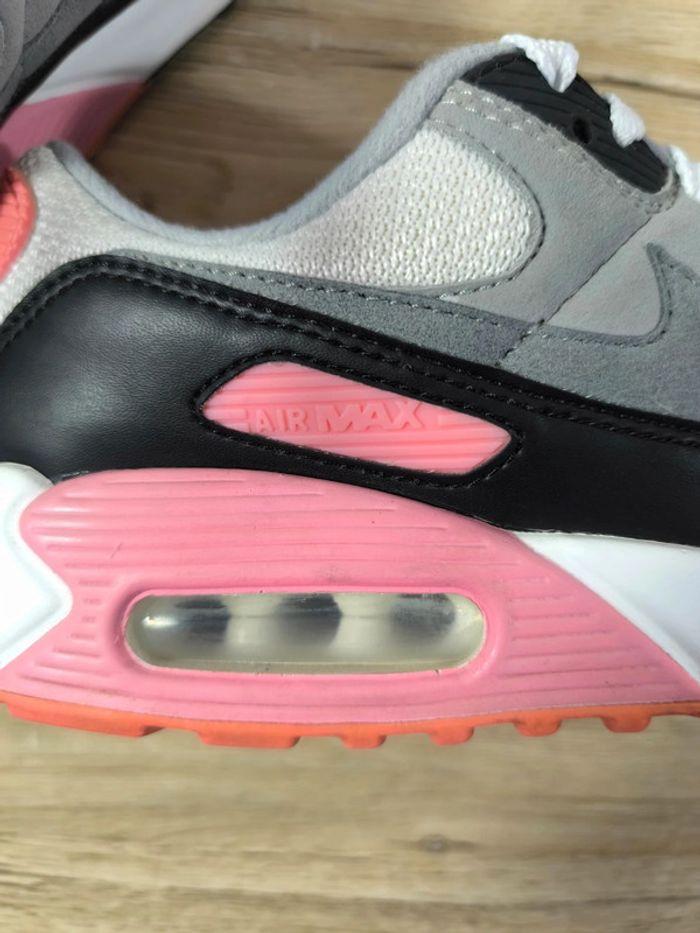 Baskets Nike air max 90 rose et blanche pointure 38.5 très bon état sans boîte - photo numéro 8